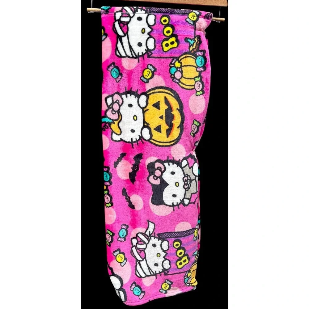 Hello Kitty Halloween Hot Pink Monster Meows Silk Plush Throw Blanket 50 X 70 🎃